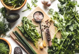 Pflanzliche Kochanleitung für Anfänger: Nährstoffreiche Mahlzeiten ganz einfach zubereitet