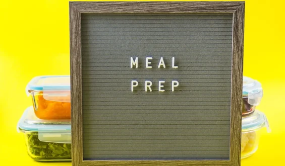 Strategien zur Essensvorbereitung, die Zeit und Geld sparen und Lebensmittelverschwendung reduzieren